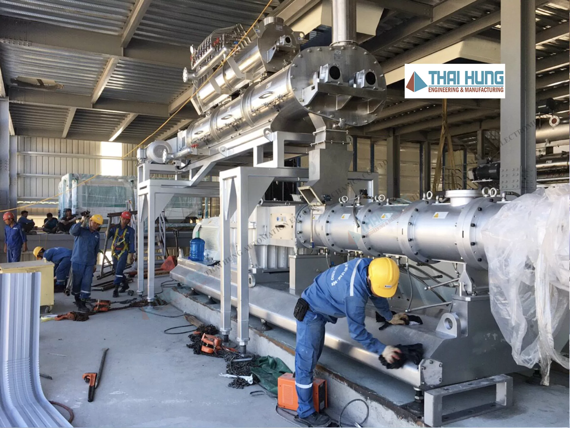 Máy Ép Đùn Thái Hưng - Giải Pháp Toàn Diện Cho Sản Xuất Công Nghiệp
