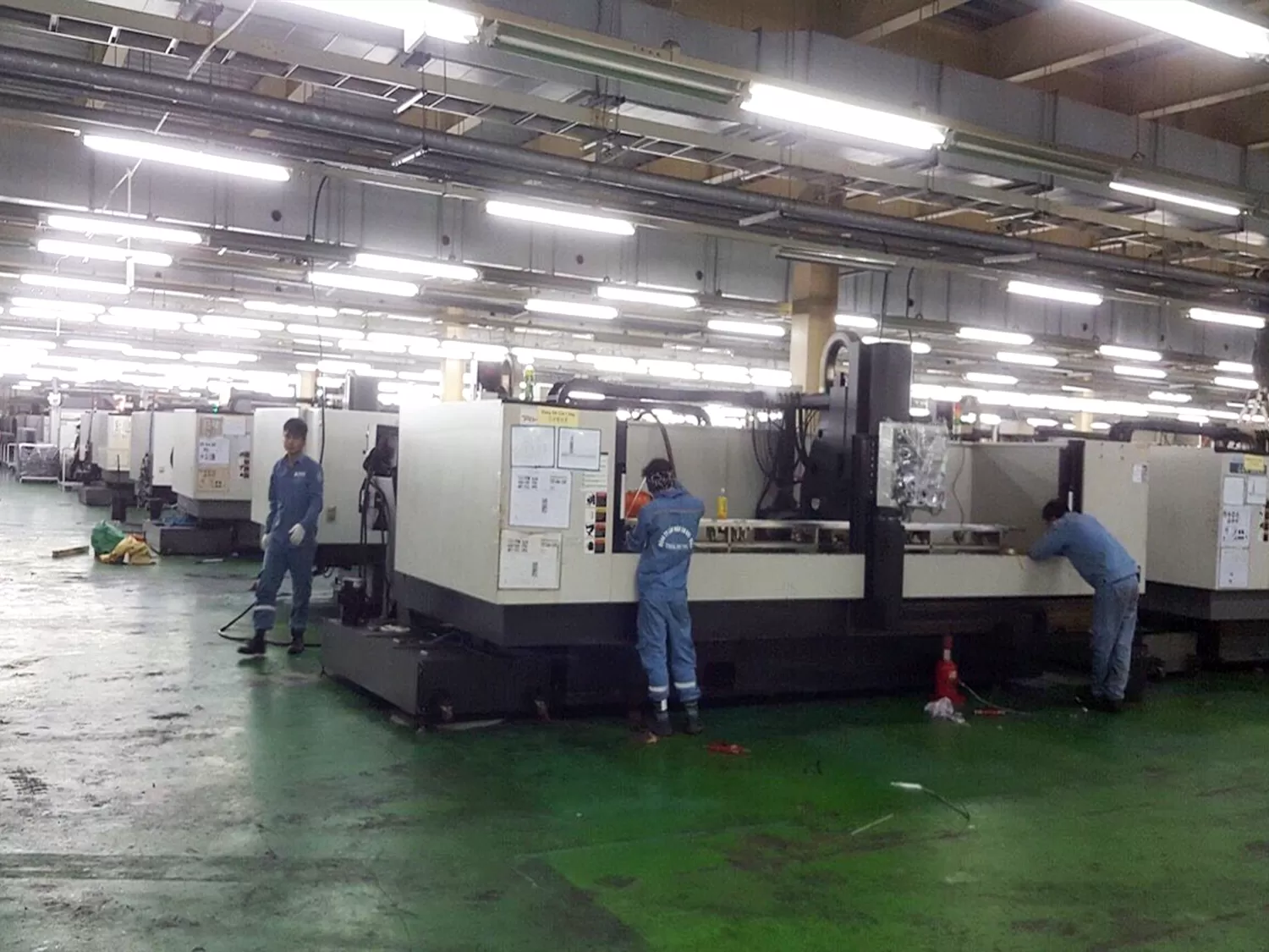 Nâng Hạ, Vận Chuyển và Lắp Đặt 139 Máy CNC Size Lớn