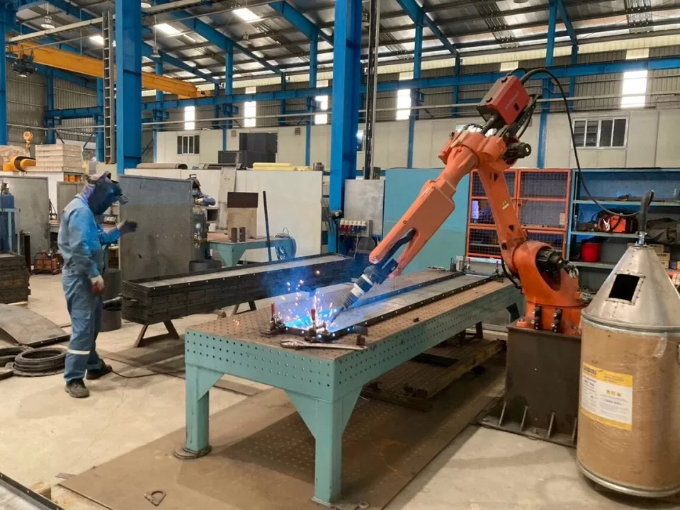 Nâng Cấp và Cải Tiến Hạng Mục Máy Công Nghiệp